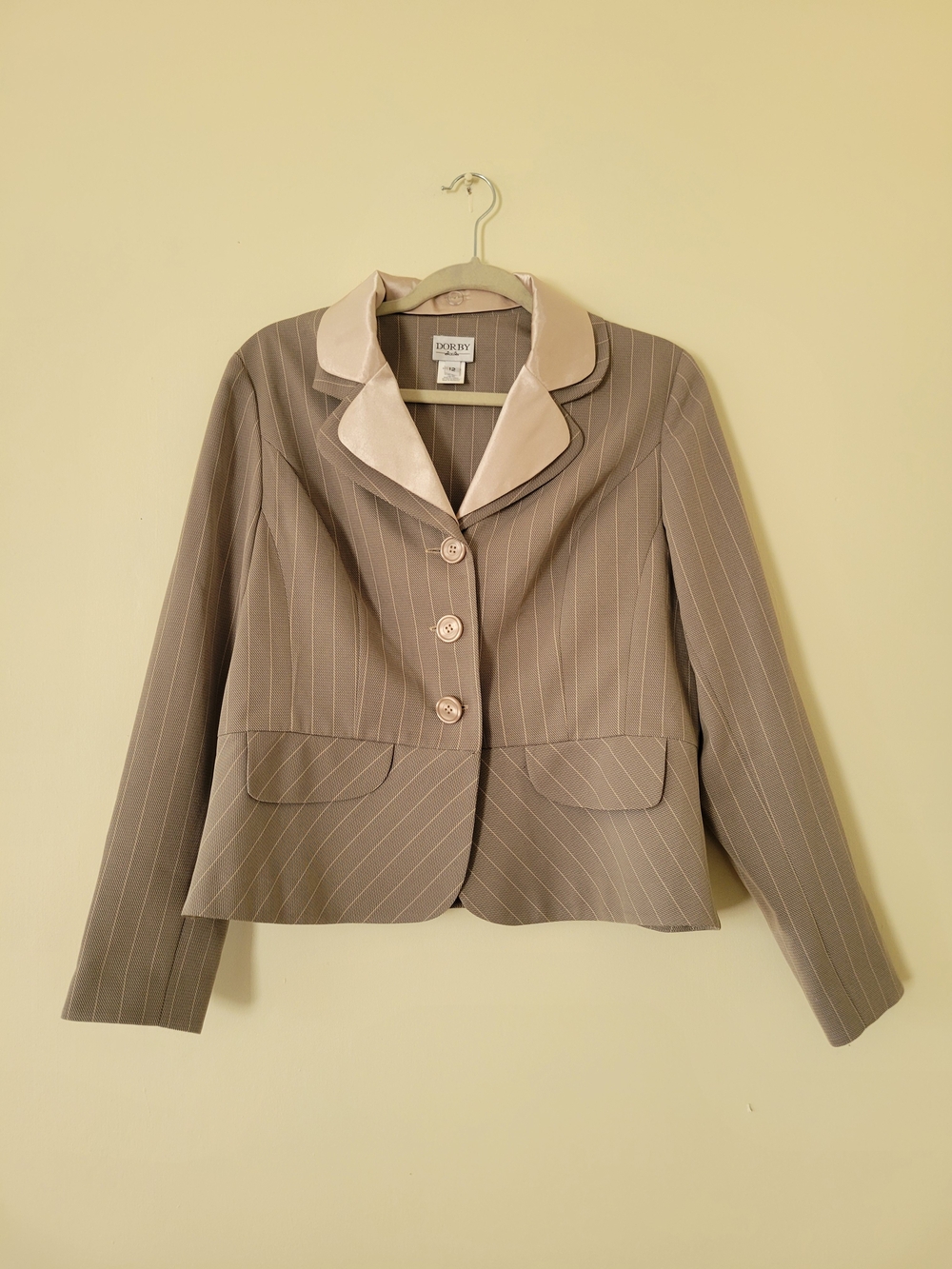 Dorby Taupe Pinstripe Blazer with Cream Detachable Contrast Collar Sz 12